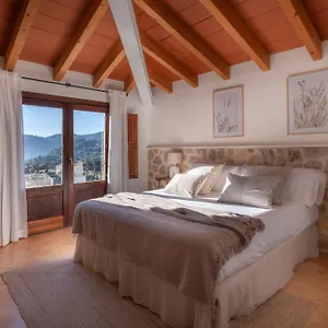 https://es-petit-hotel-de-valldemossa.allmallorcahotels.com
